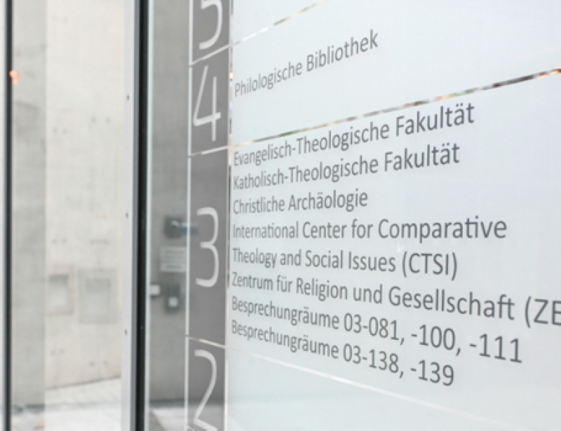 Interview zur Situation des Theologiestudiums