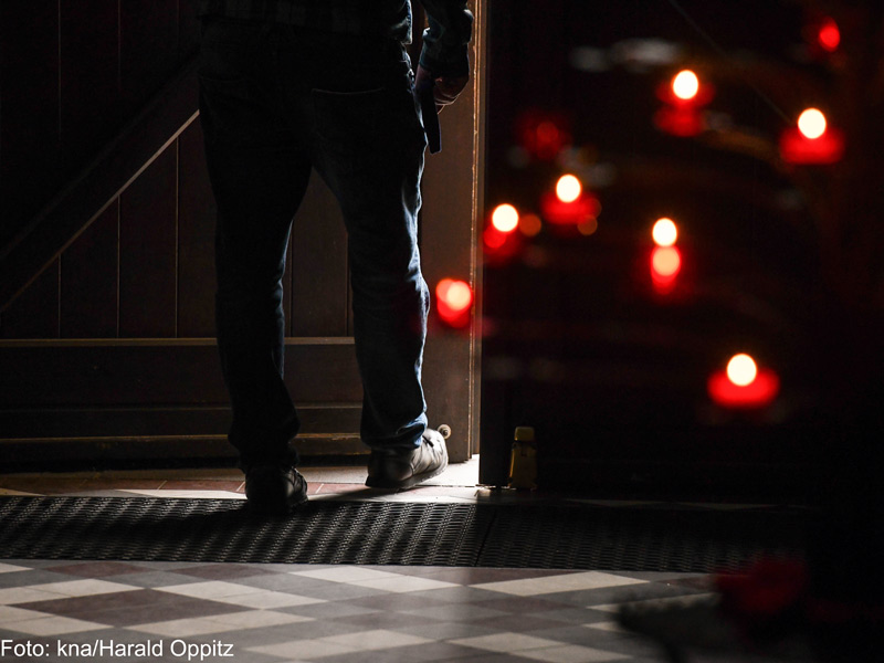 Foto: kna/Harald Opptiz