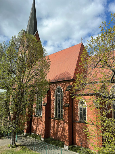die katholische Kirche in Burg