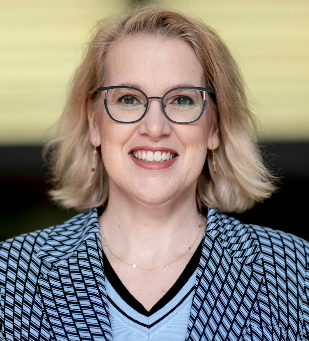 Kerstin Schlögl-Flierl