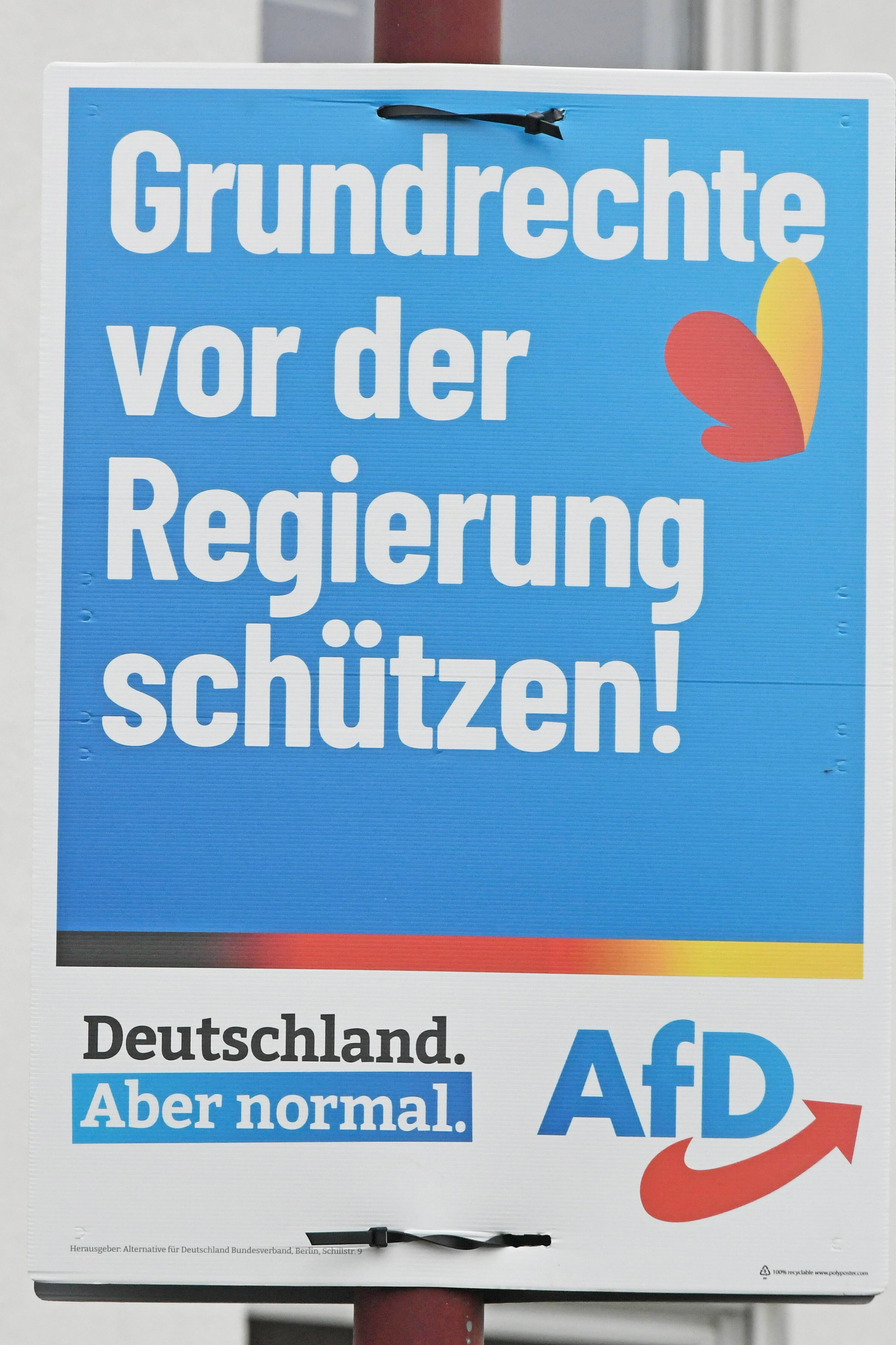 Wahlplakat der AfD zu Grundrechten