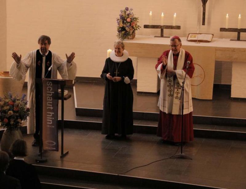 Hinschauen – und Grenzen überwinden