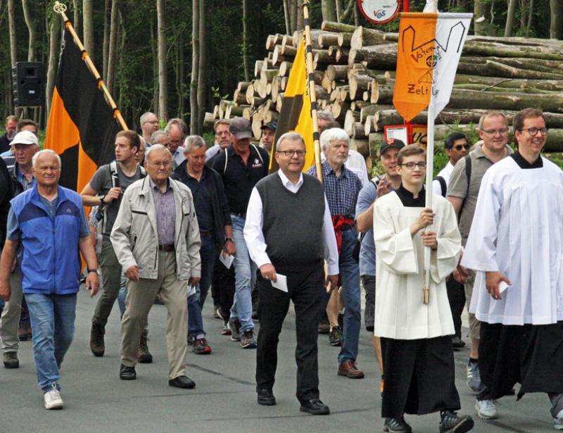 Kleine und große Männer
