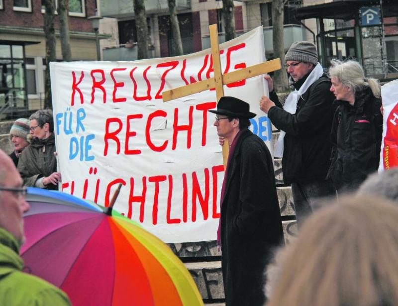 Das Kreuz Jesu auf  unseren  Straßen