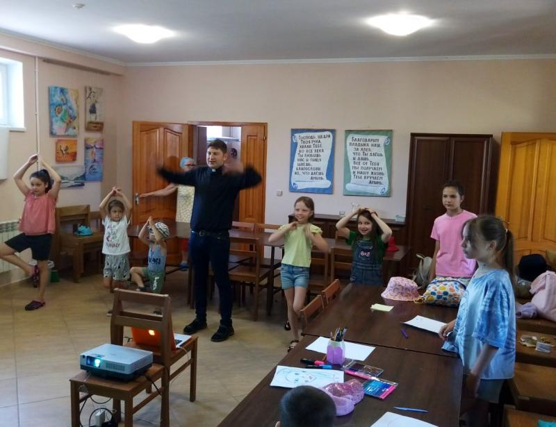 Schulranzen für Kinder in Moldawien
