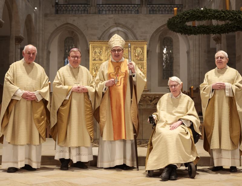 Festtag für vier Geistliche