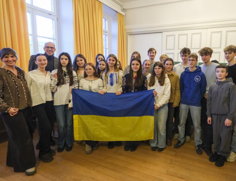 Begegnung trotz Krieg