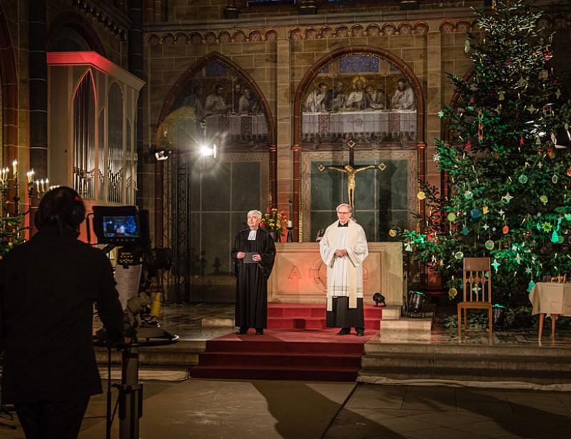 Wie viel Nähe ist möglich am Fest?