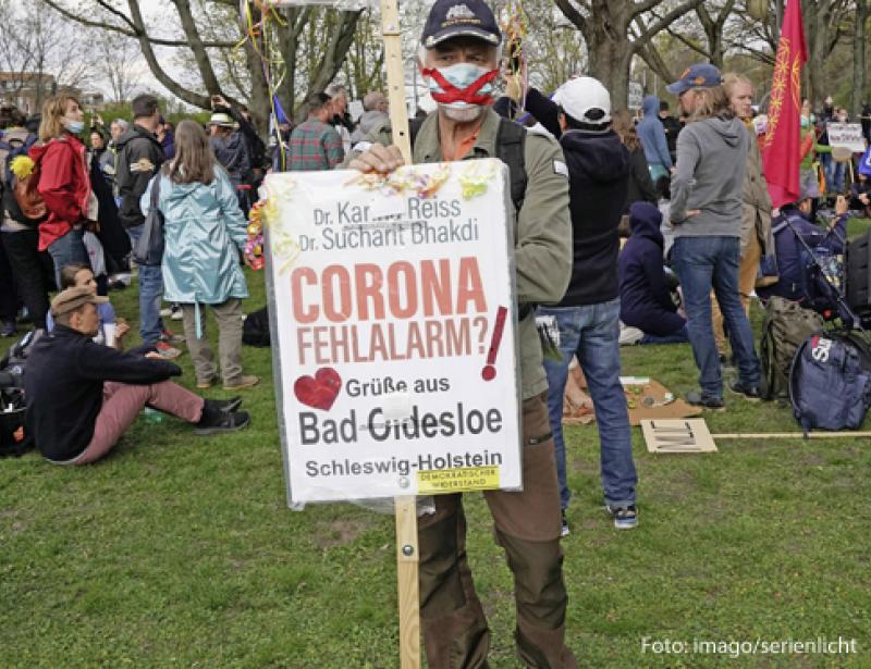 Kampf gegen Verschwörungsmythen 