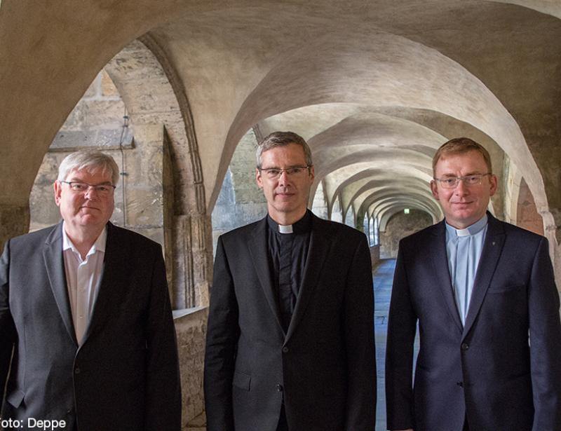 Mit Mut und Besonnenheit