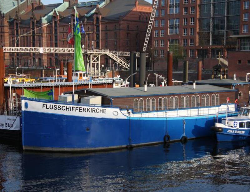 Zum Erntedank aufs Schiff