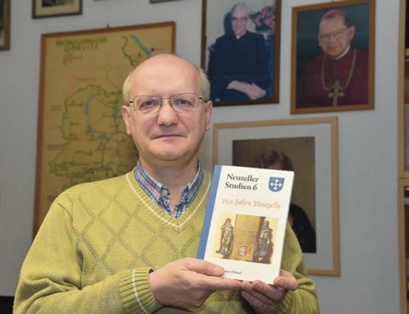 Madonna mit alter Farbfassung