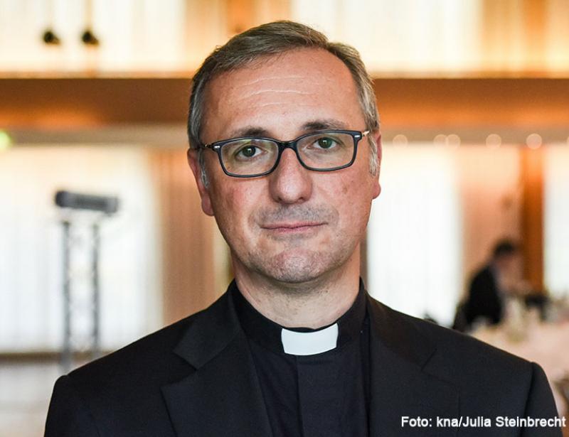 Eine Notiz, die Fragen aufwirft