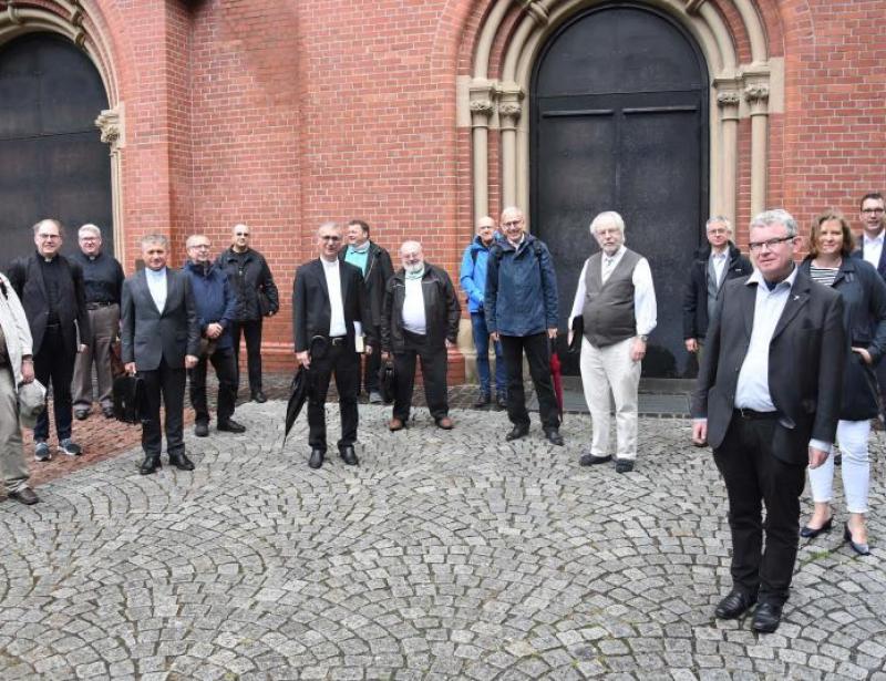 Von der „Schockstarre“ zum Gespräch