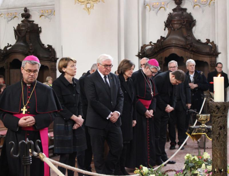 Bundespräsident kommt zur Beisetzung Lehmanns