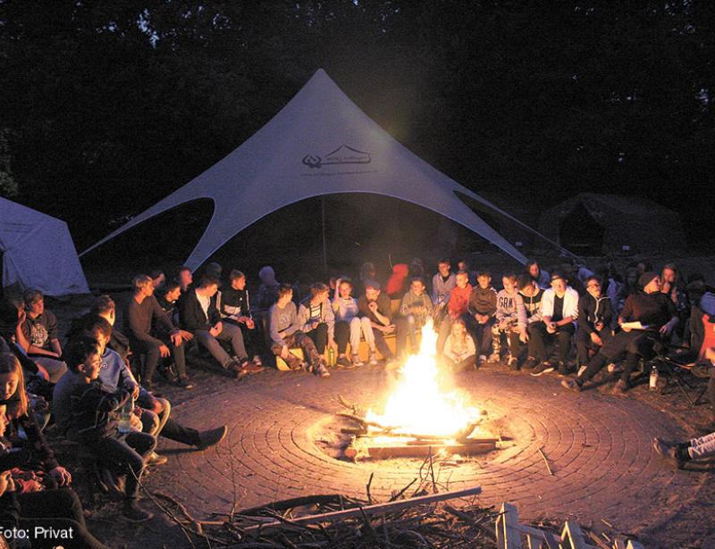 Lagerfeuer und gute Laune
