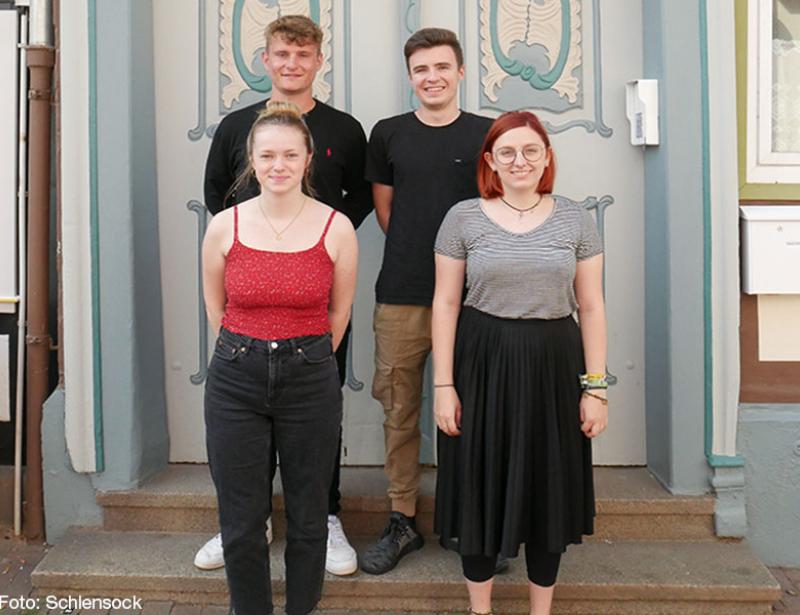 Junge Freiwillige als Allrounder