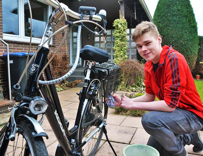 „Leih dir einen Messdiener"