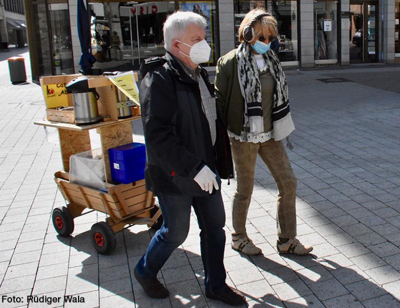 Heißgetränk per Bollerwagen