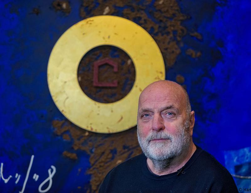 Mit Erde aus dem Garten Getsemani