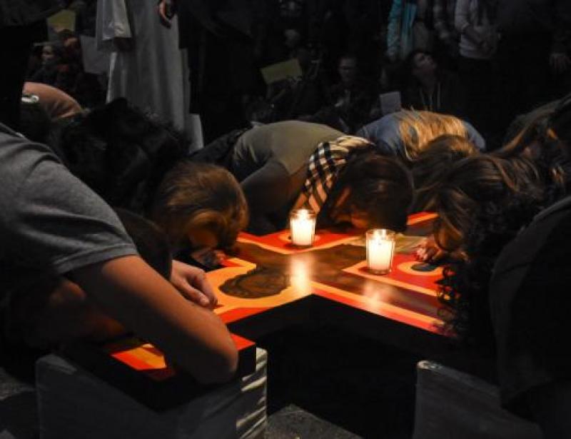 Friedliches Fest in turbulenter Zeit