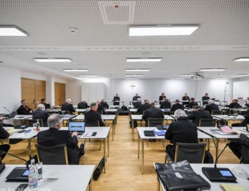 Bischöfe ringen um Kompromisse