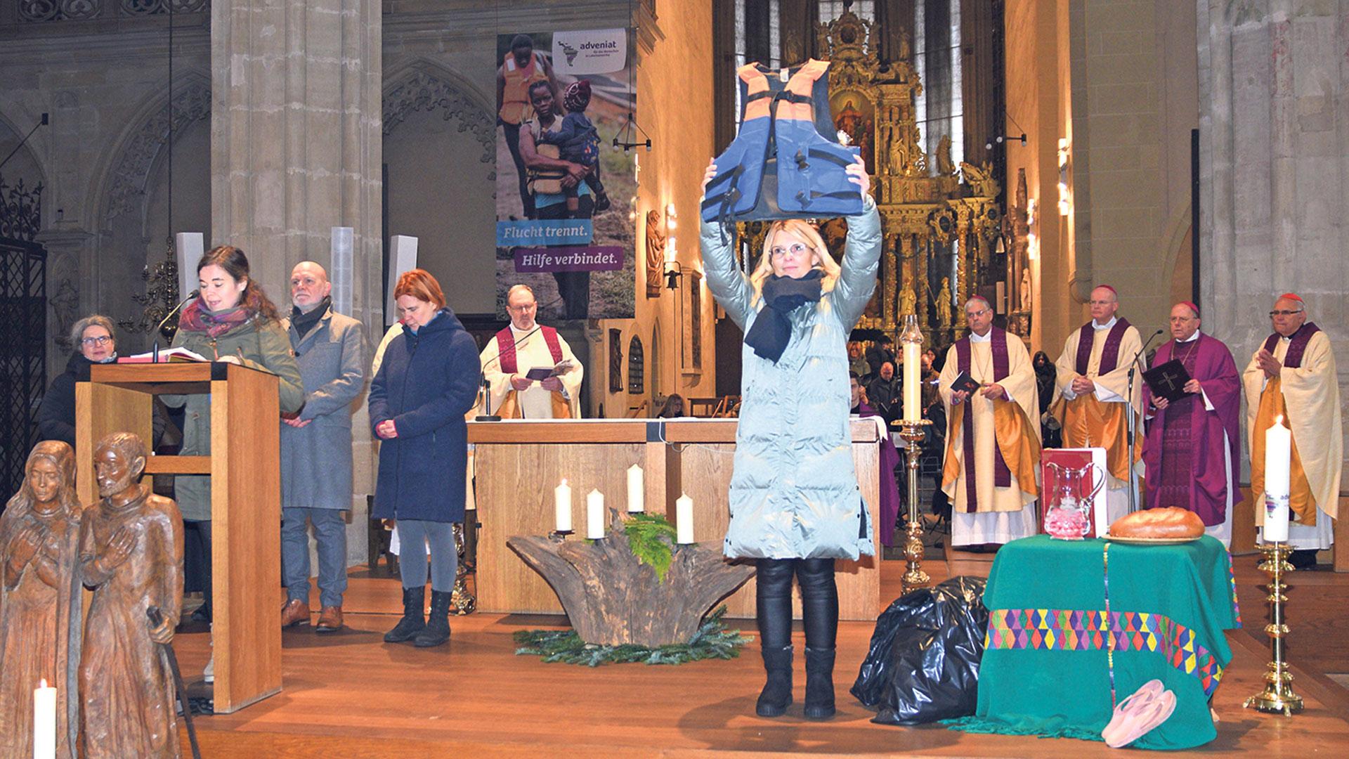 Messe des Hilfswerkes Adveniat im Dom Erfurt