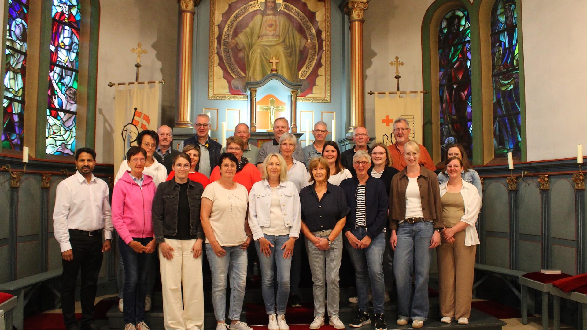 Ein Chor in einer Kirche.
